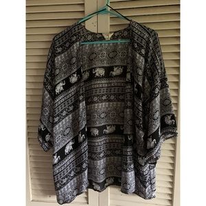 LA Hearts Printed Kimono Free Size
